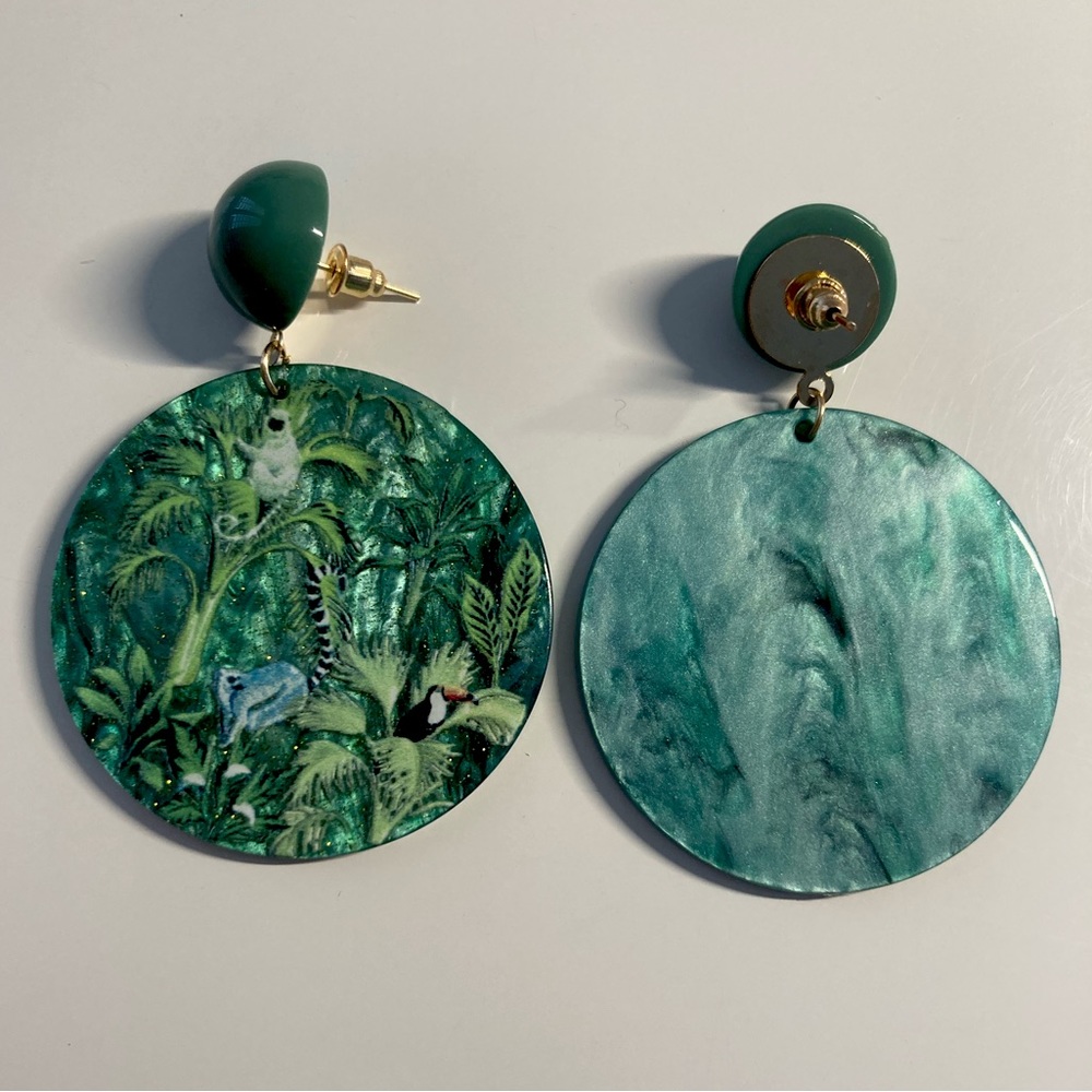 Trendy Acrylic Green Circle Tropical Print Palms Earrings - Picture 4 of 4